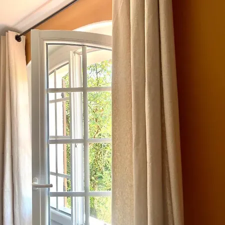 Les 15 Chenes D Hotes, Parc Arbore De 5000 M2 A 20km Du Puydufou Familiale Et 3 Doubles Saint-Mesmin (Vendee)