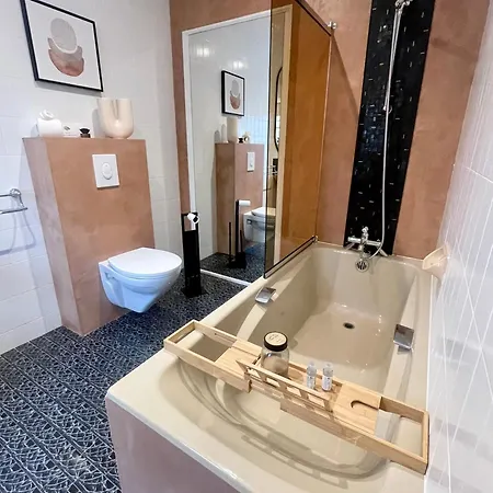 Les 15 Chenes D Hotes, Parc Arbore De 5000 M2 A 20km Du Puydufou Familiale Et 3 Doubles Saint-Mesmin (Vendee)