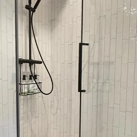 Bed & Breakfast Les 15 Chenes D Hotes, Parc Arbore De 5000 M2 A 20km Du Puydufou Familiale Et 3 Doubles Saint-Mesmin (Vendee)