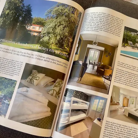 Bed & Breakfast Les 15 Chenes D Hotes, Parc Arbore De 5000 M2 A 20km Du Puydufou Familiale Et 3 Doubles 4*