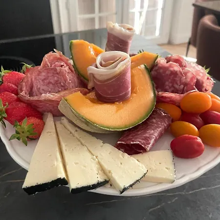 Les 15 Chenes D Hotes, Parc Arbore De 5000 M2 A 20km Du Puydufou Familiale Et 3 Doubles